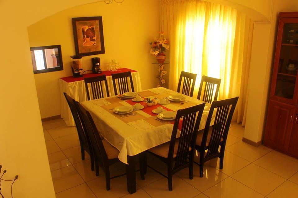 Upper Room Guest House Francistown Zewnętrze zdjęcie